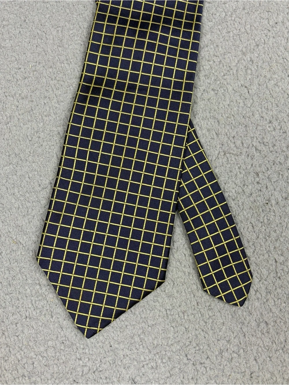 Brooks Brothers Makers Neck Tie Navy with Yellow Grid Silk Made in USA